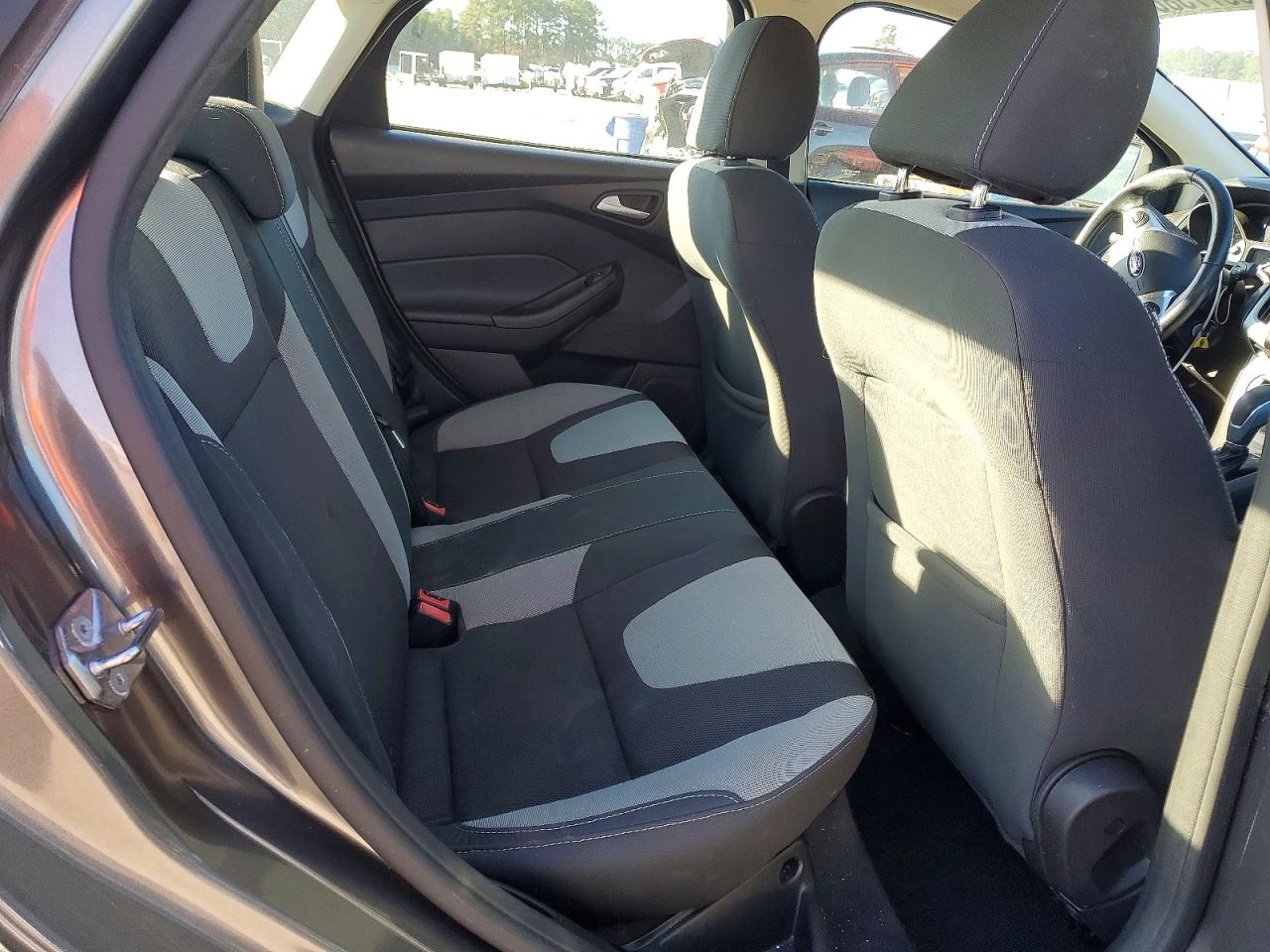 2014 FORD FOCUS SE photo 10
