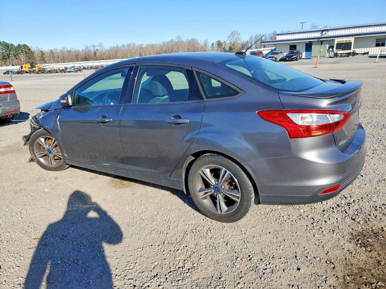 2014 FORD FOCUS SE photo 2