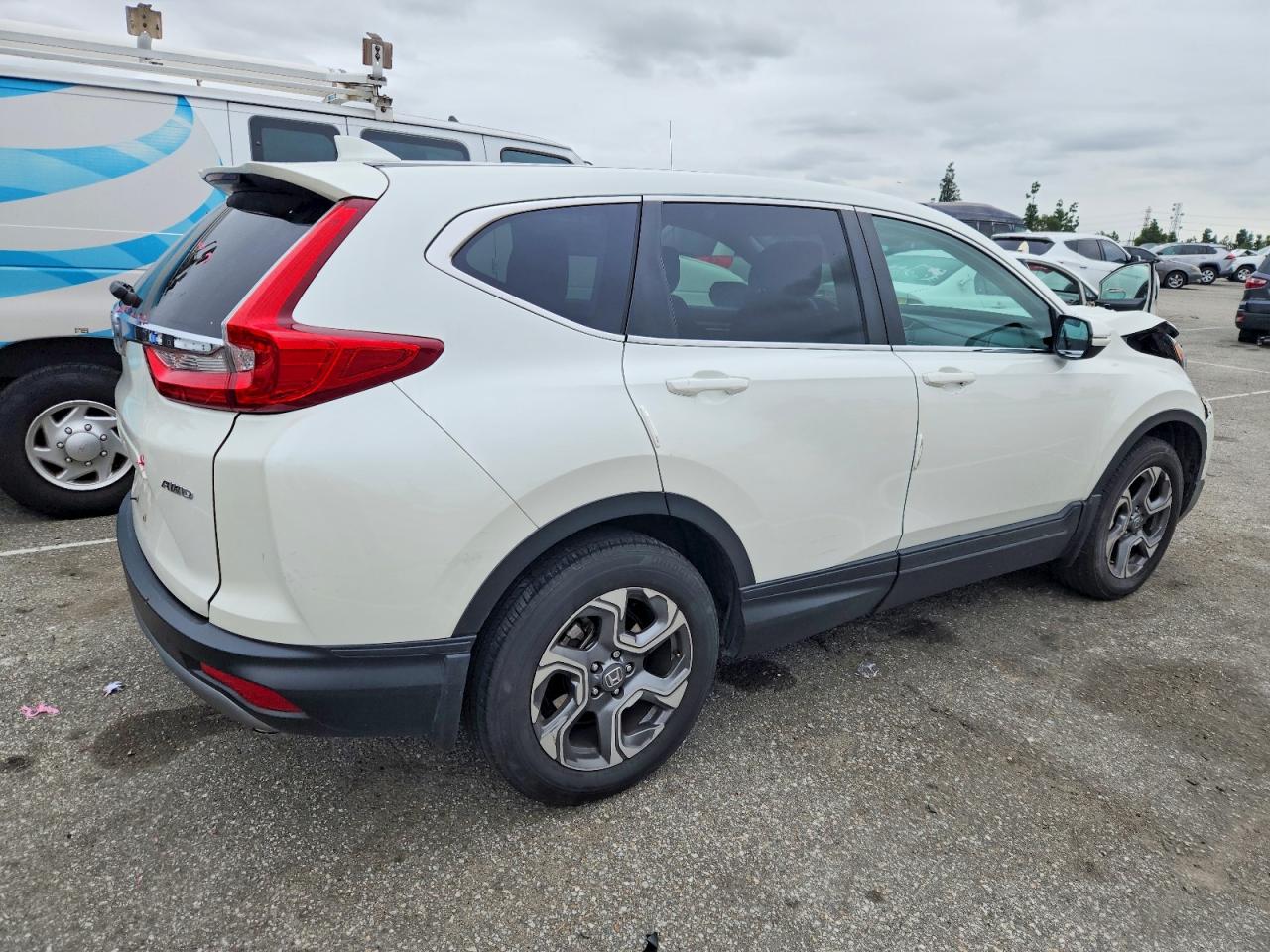 2018 HONDA CR-V EX photo 3