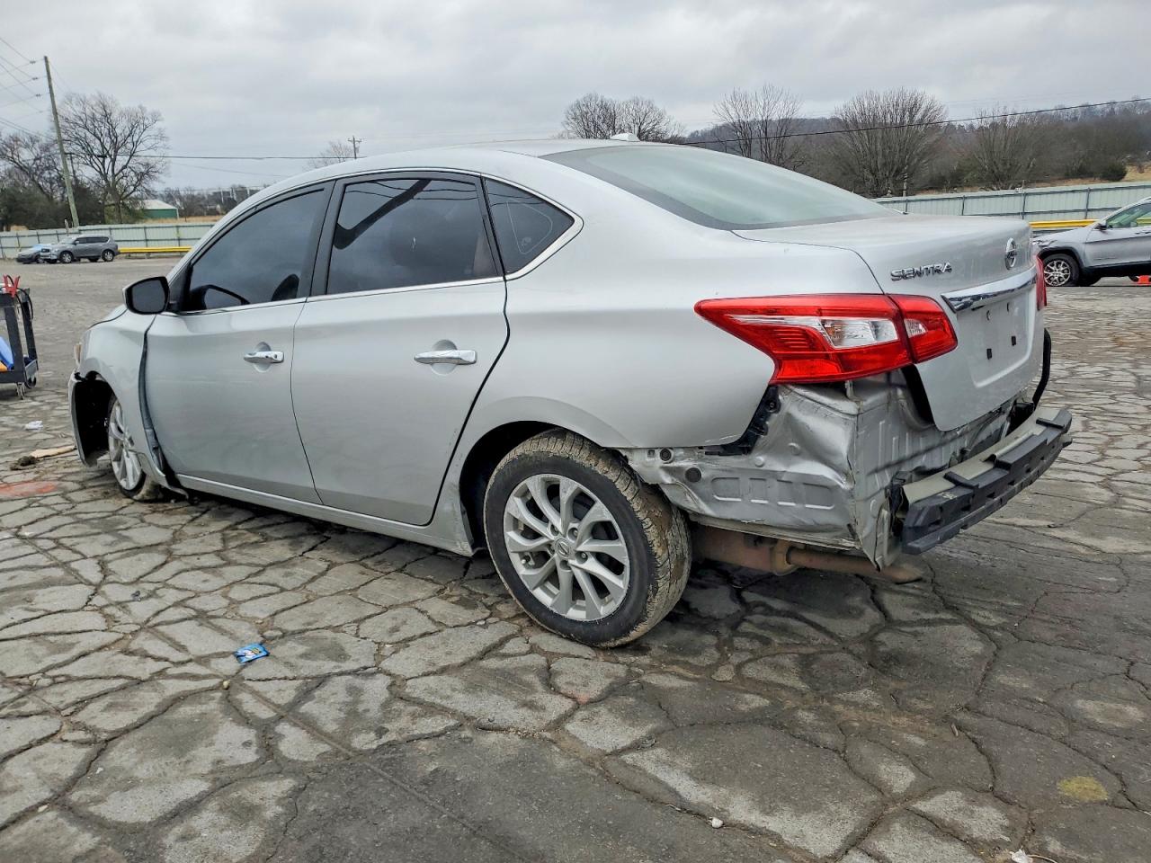 2019 NISSAN SENTRA S photo 2