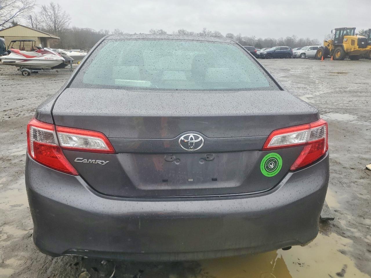 2013 TOYOTA CAMRY L photo 6