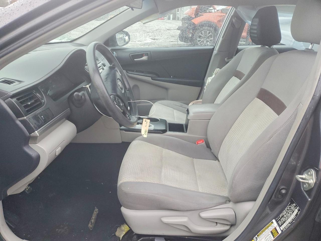 2013 TOYOTA CAMRY L photo 7