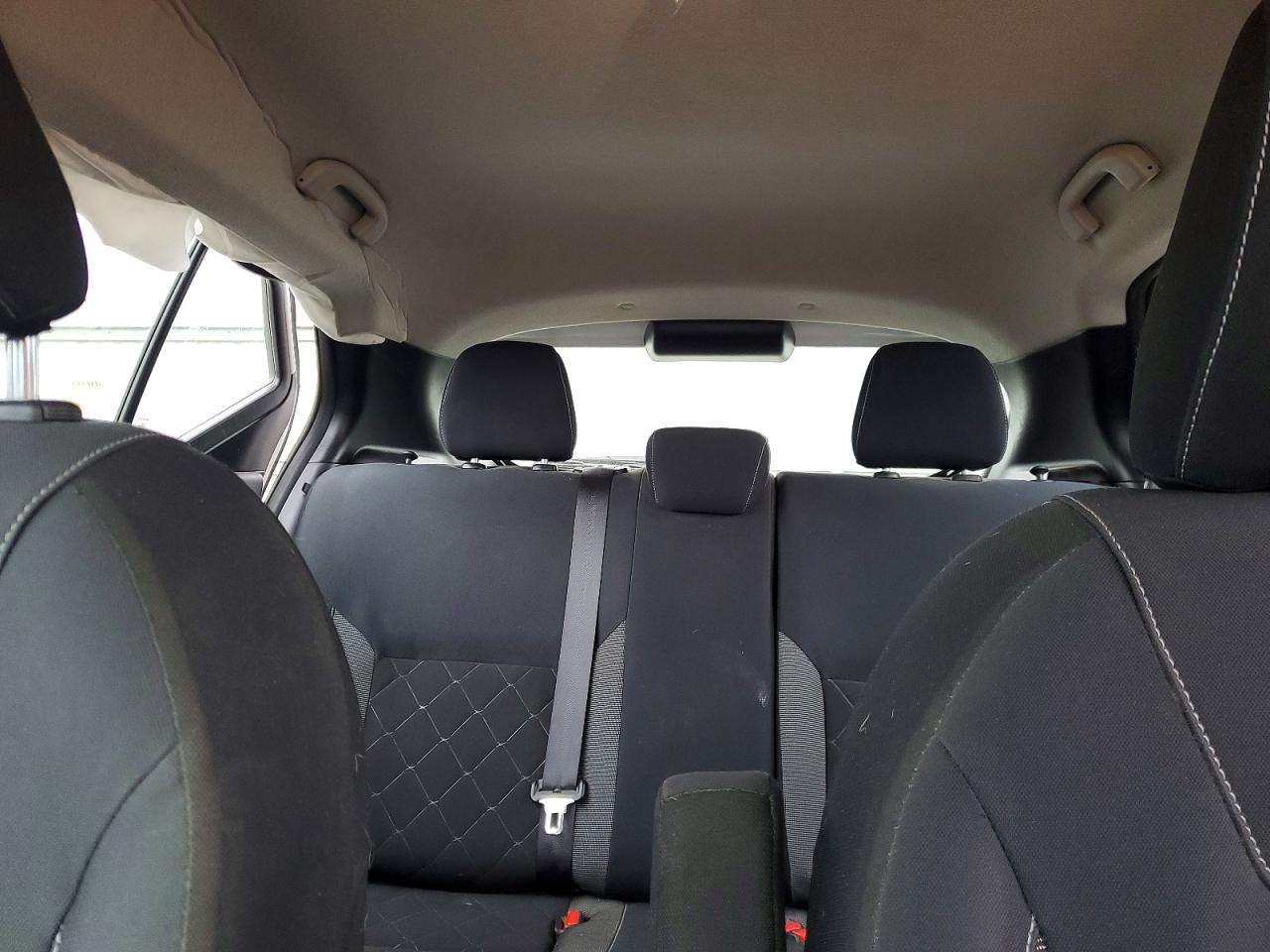 2019 NISSAN KICKS S photo 10