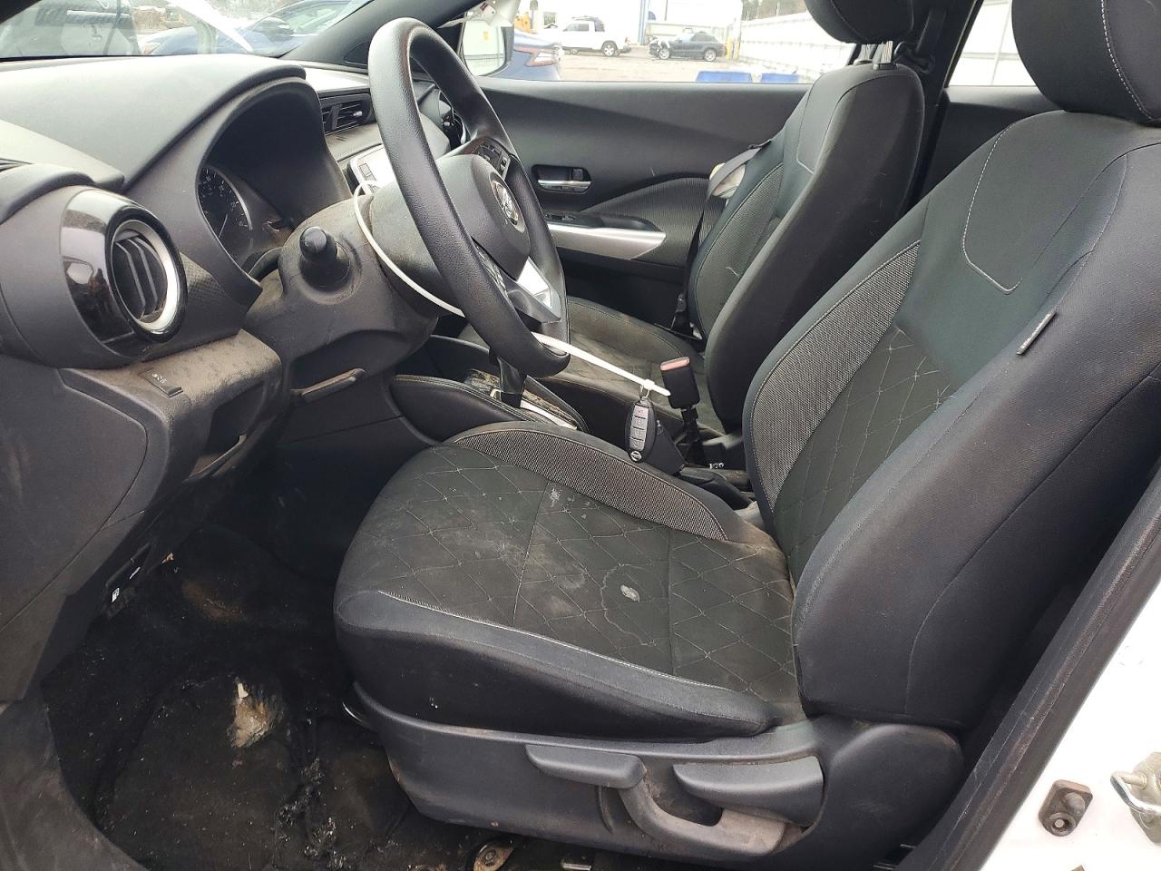 2019 NISSAN KICKS S photo 7