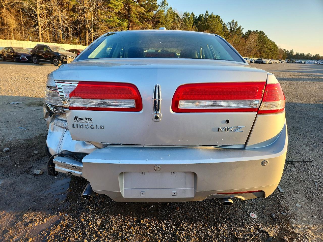 2011 LINCOLN MKZ photo 6