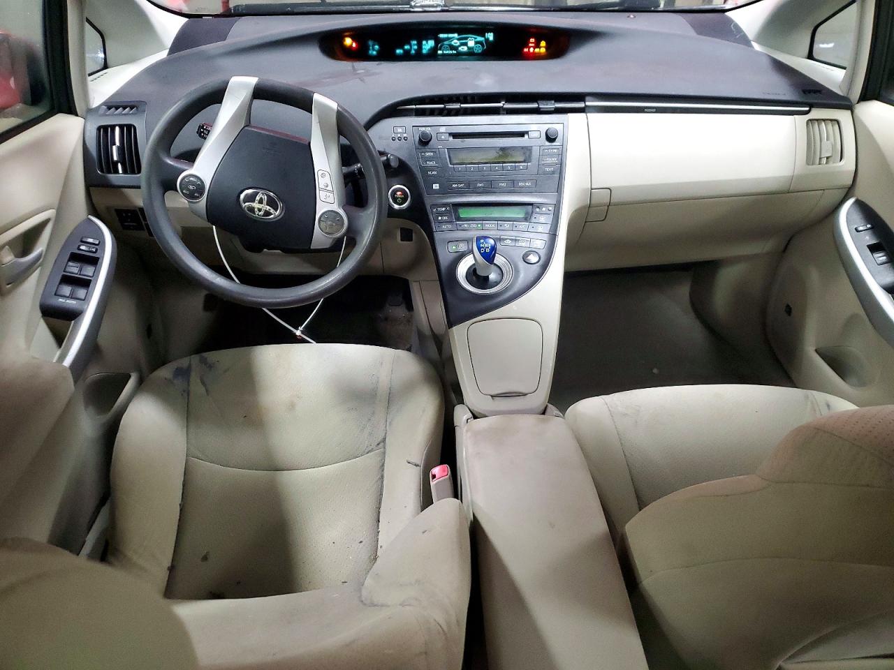 2010 TOYOTA PRIUS photo 8