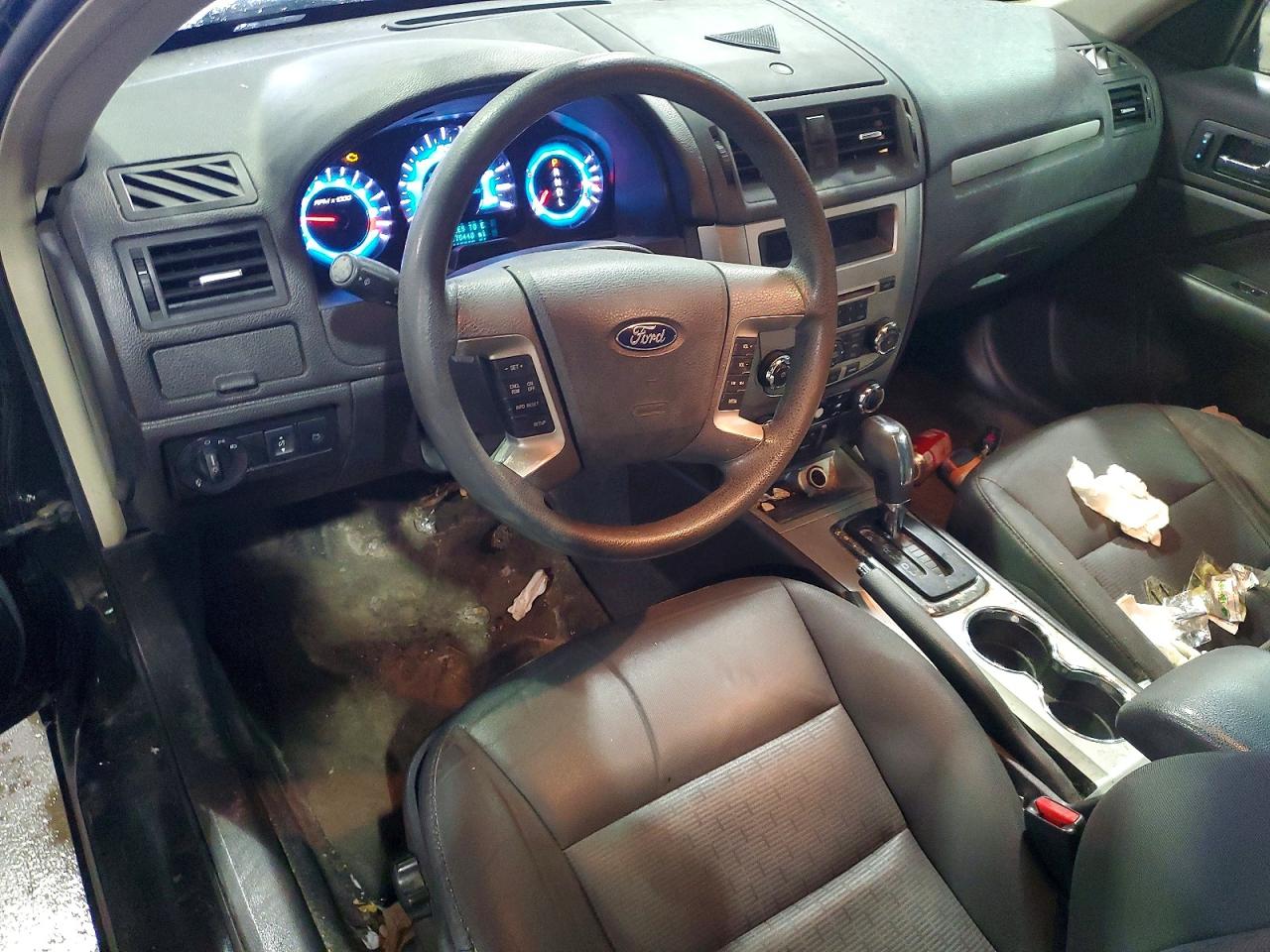 2010 FORD FUSION SE photo 8