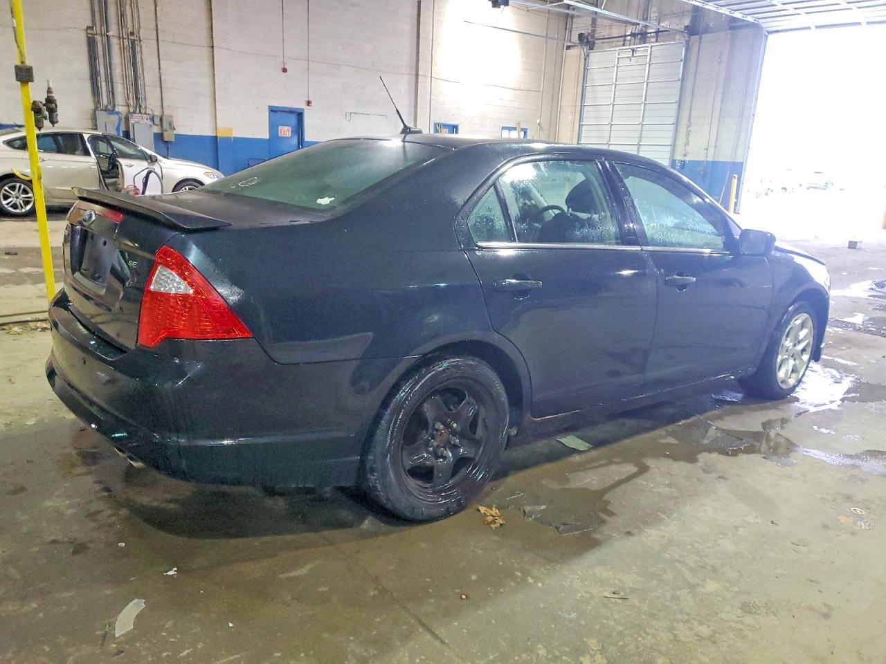 2010 FORD FUSION SE photo 3