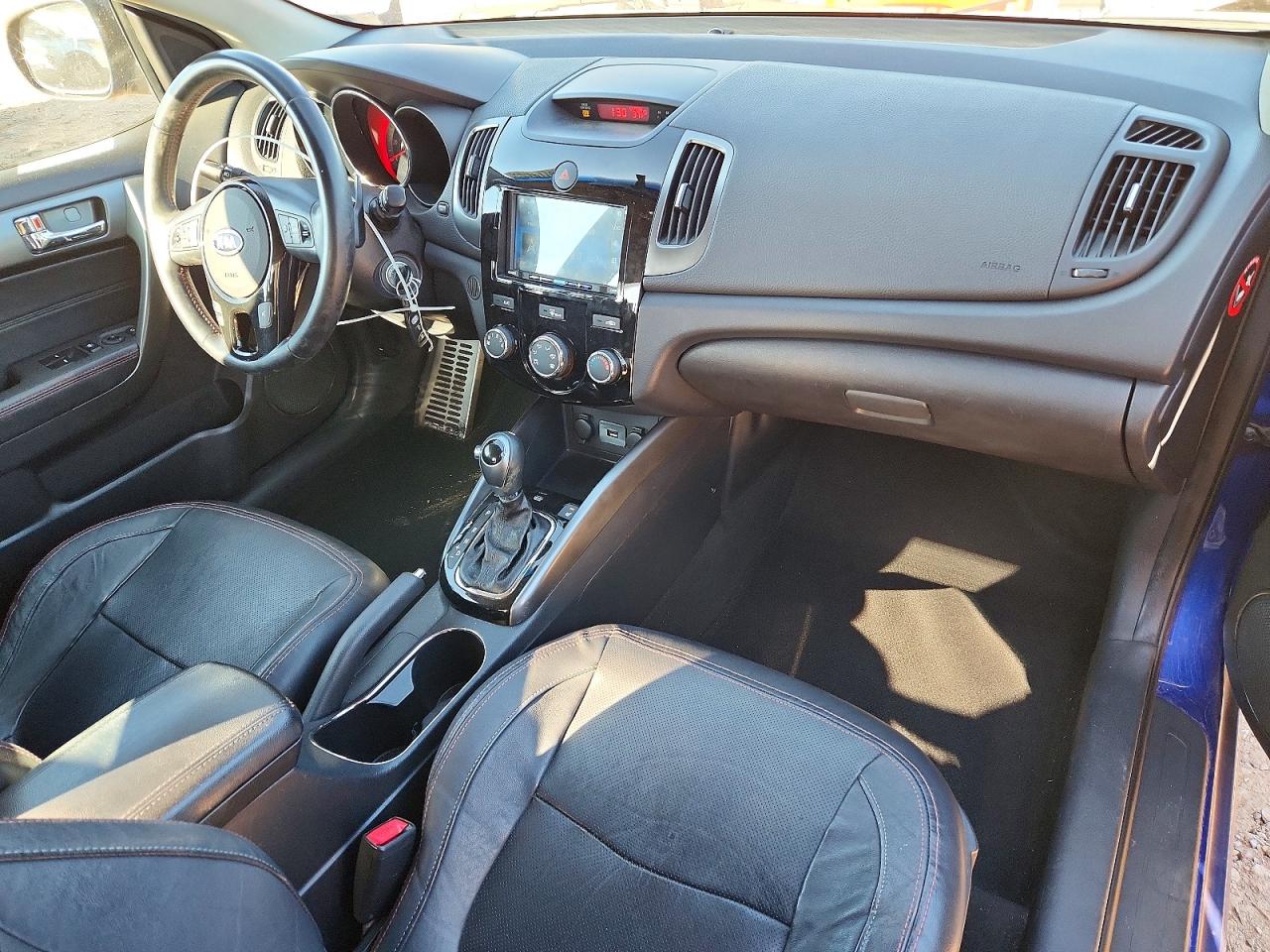 2013 KIA FORTE SX photo 8