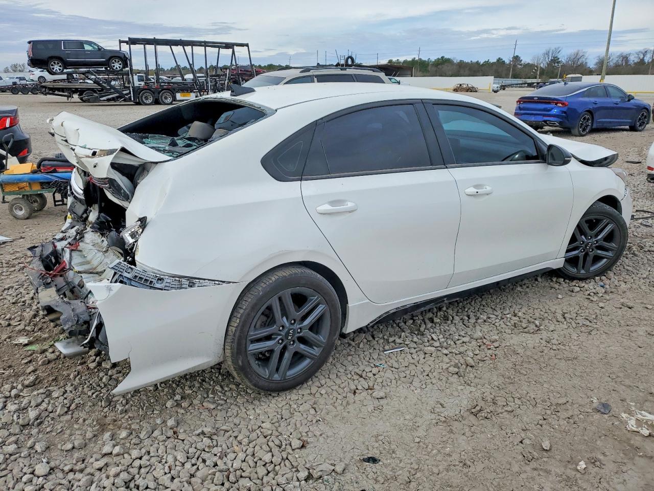 2020 KIA FORTE GT LINE photo 3