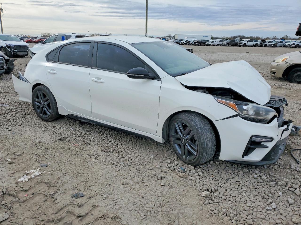 2020 KIA FORTE GT LINE photo 4
