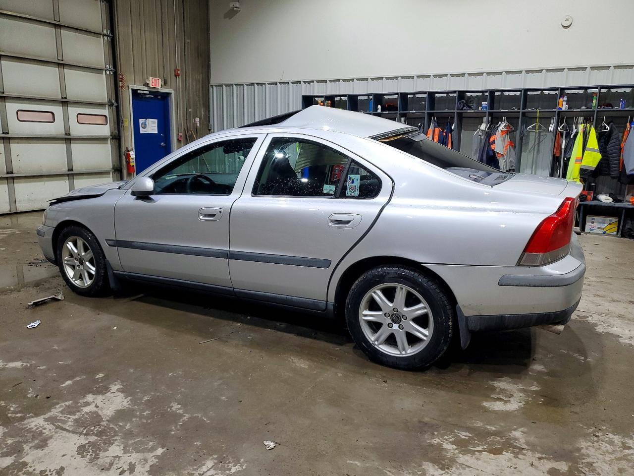 2002 VOLVO S60 photo 3