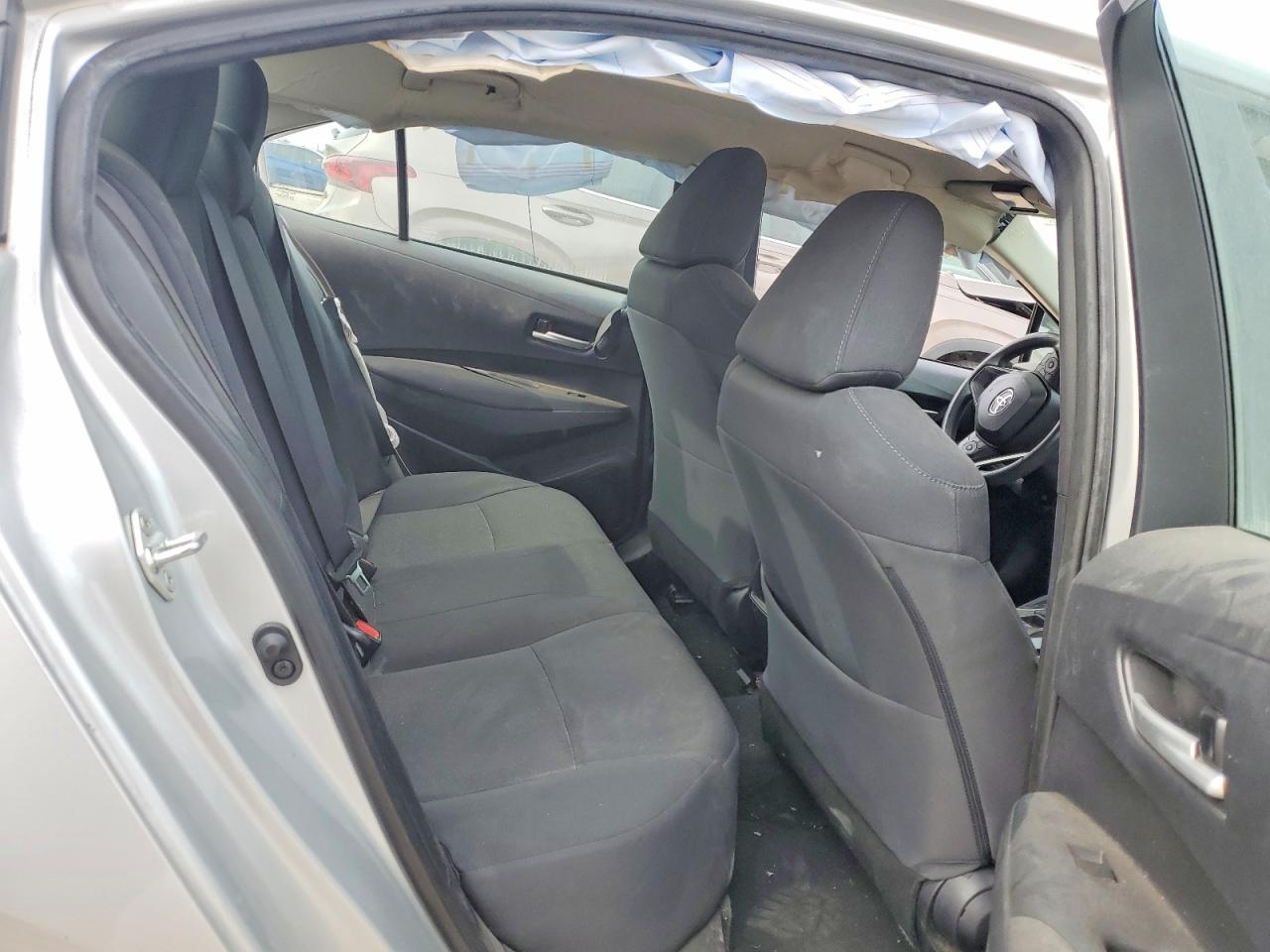 2021 TOYOTA COROLLA LE photo 10