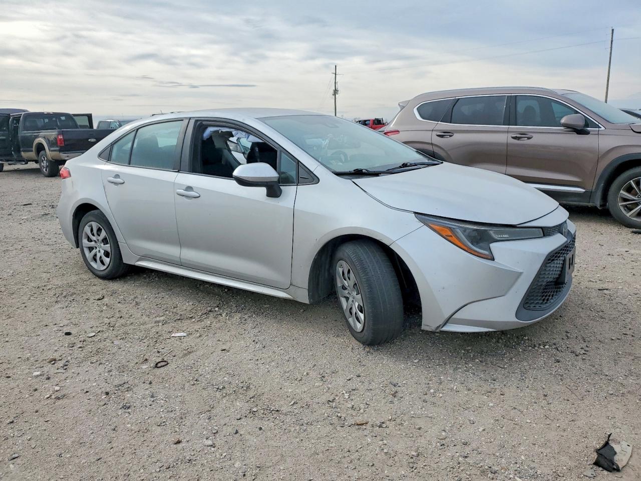 2021 TOYOTA COROLLA LE photo 4