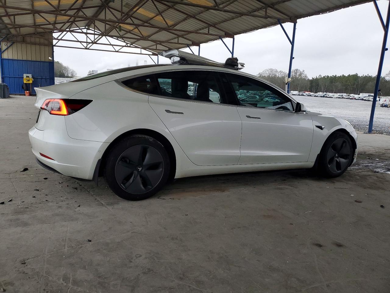 2018 TESLA MODEL 3 photo 3