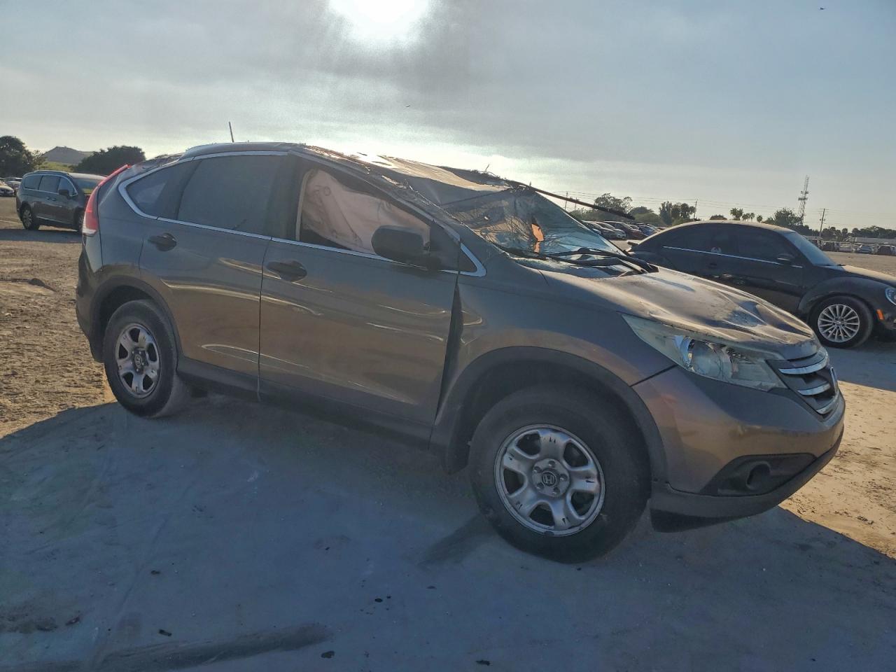 2013 HONDA CR-V LX photo 4