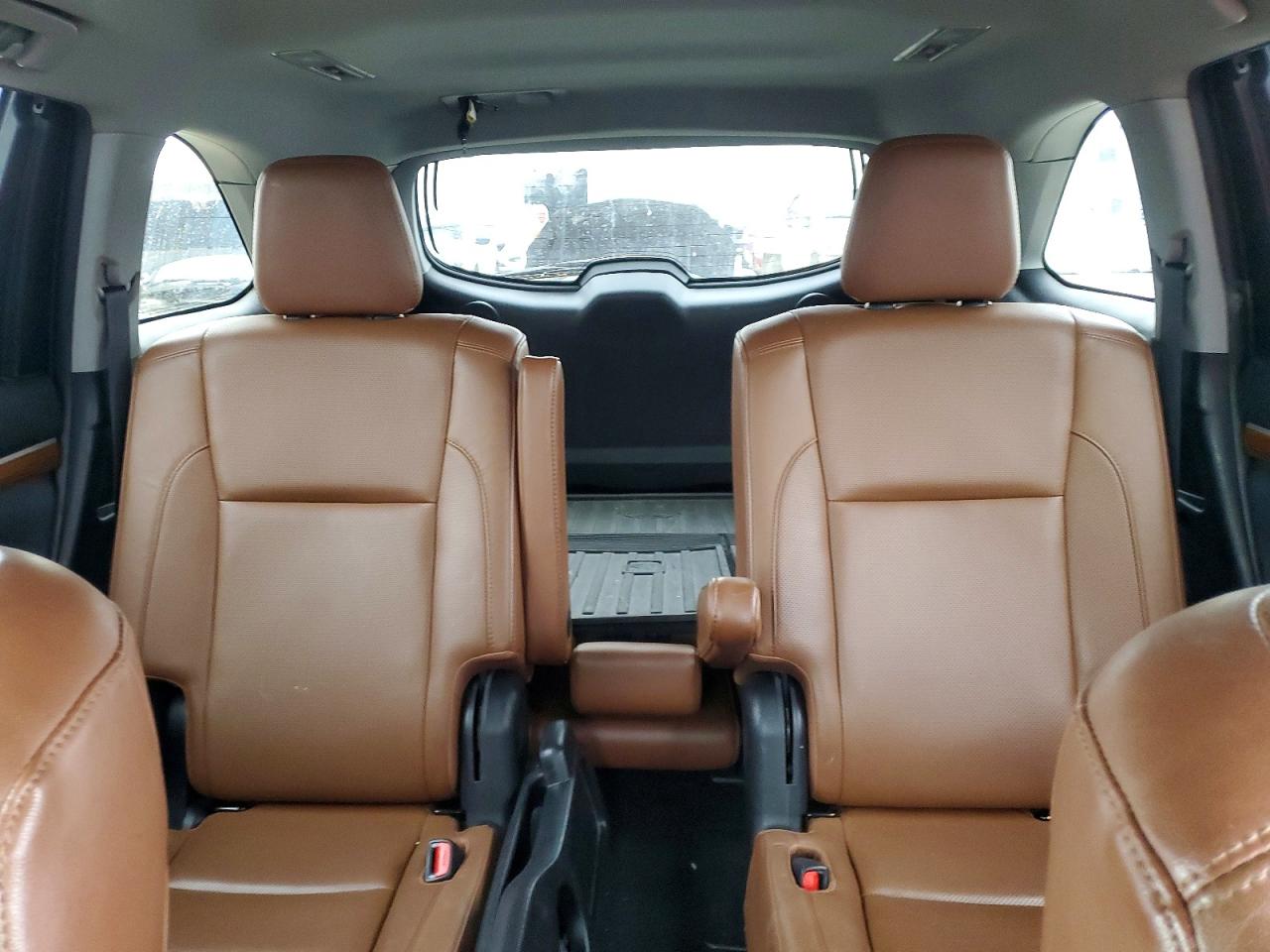 2019 TOYOTA HIGHLANDER LIMITED photo 10