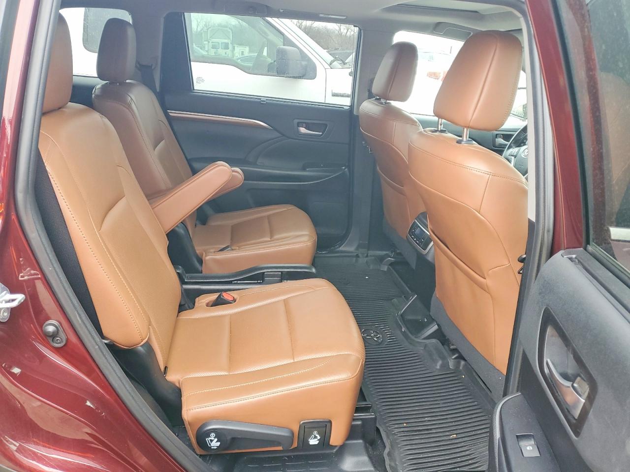 2019 TOYOTA HIGHLANDER LIMITED photo 11