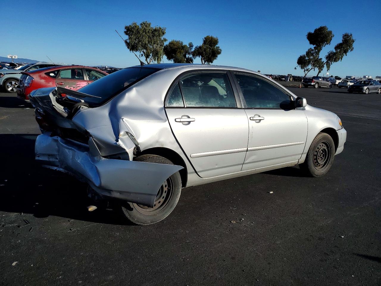 2005 TOYOTA COROLLA CE photo 3