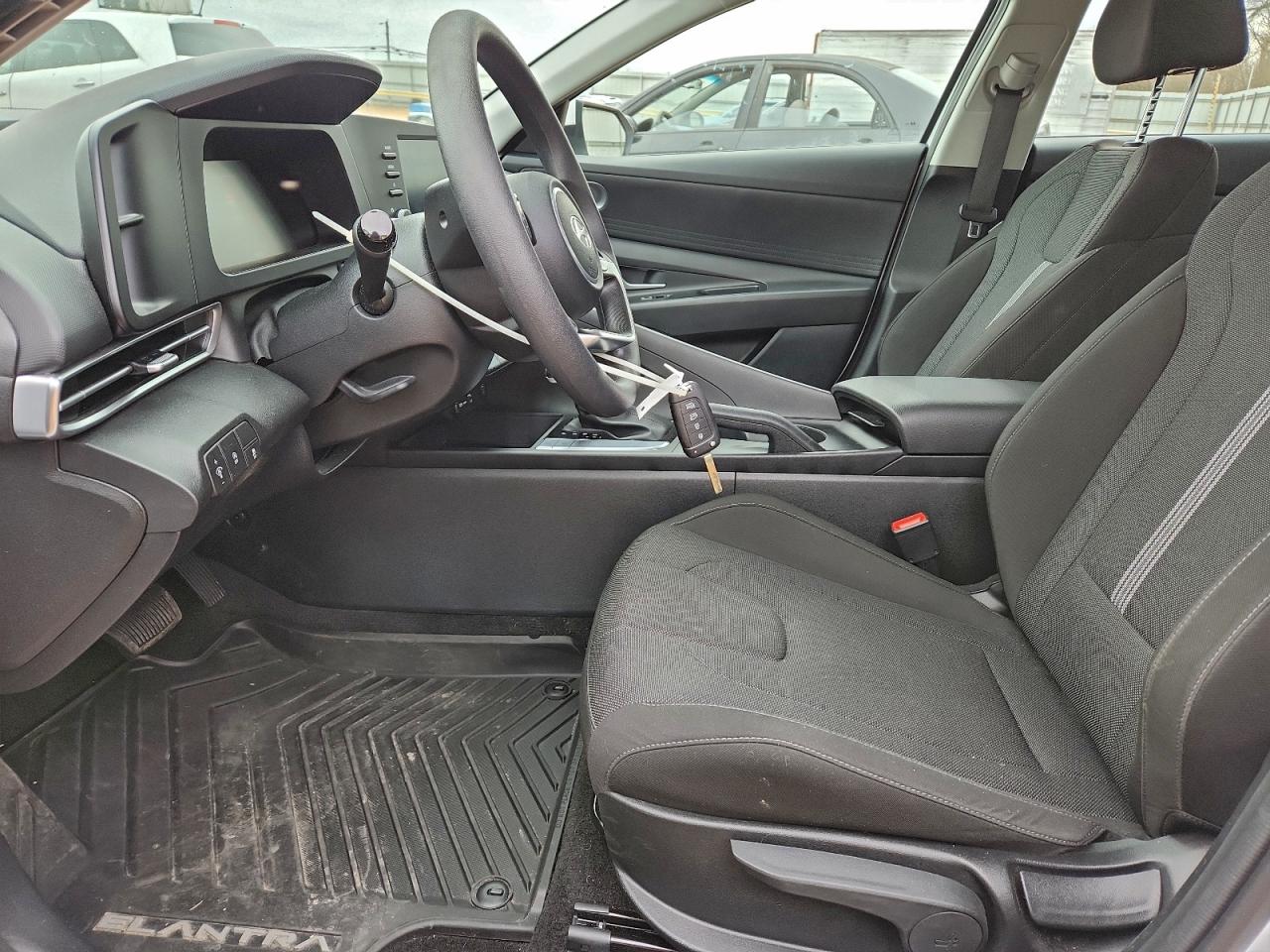 2024 HYUNDAI ELANTRA SE photo 7