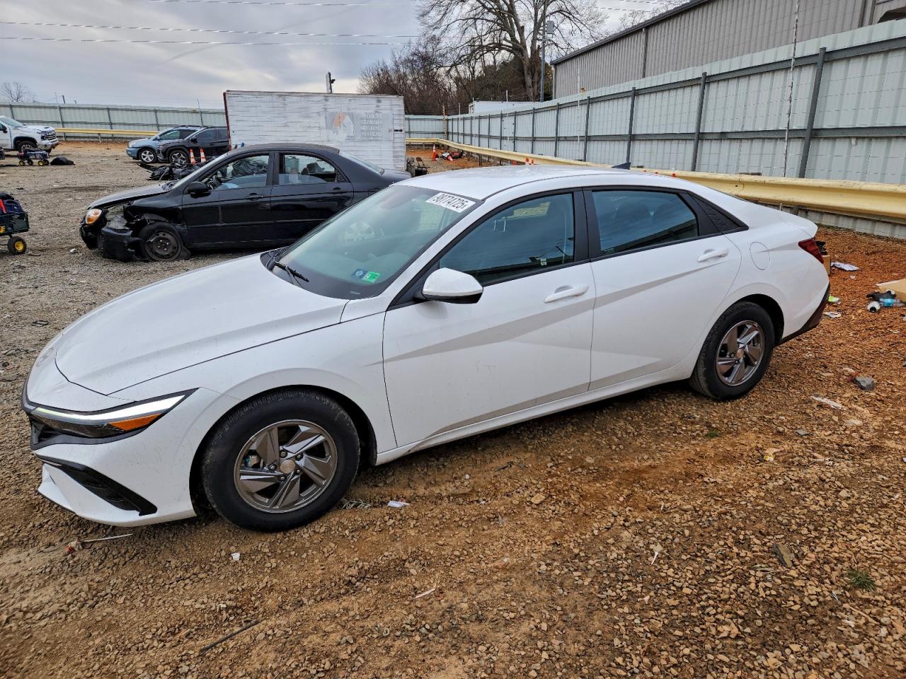 2024 HYUNDAI ELANTRA