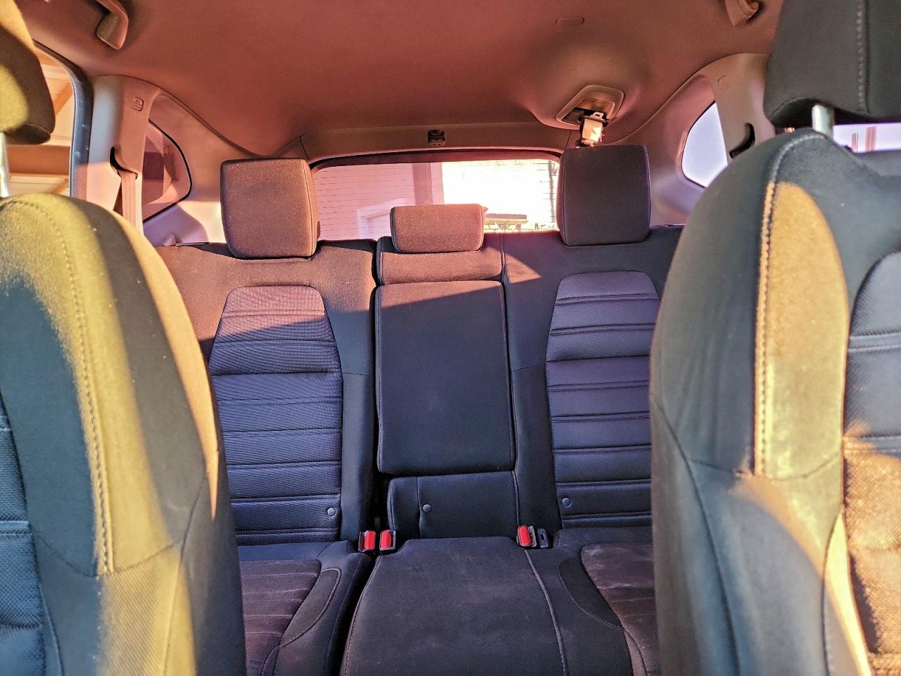 2018 HONDA CR-V LX photo 10