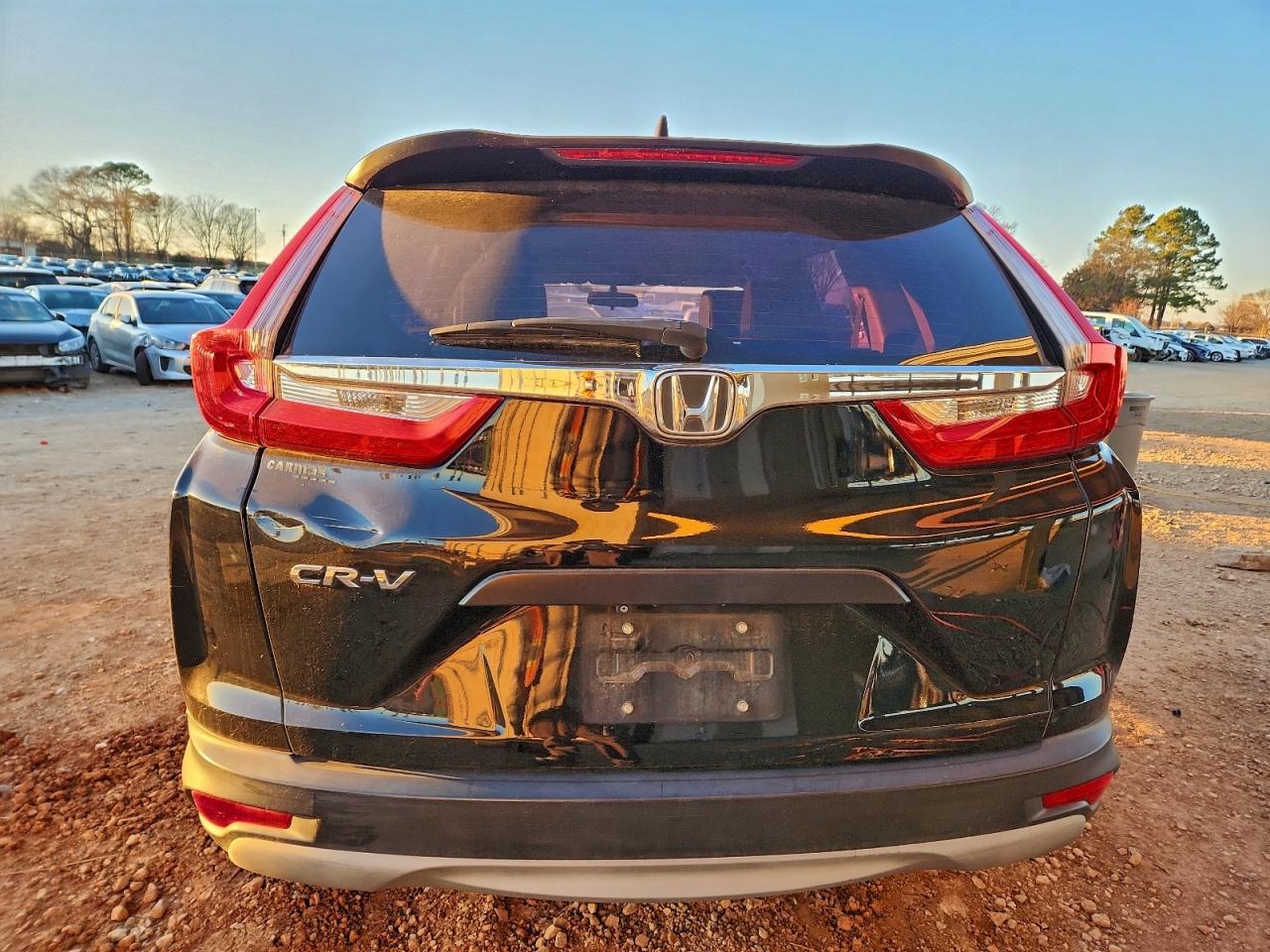 2018 HONDA CR-V LX photo 6