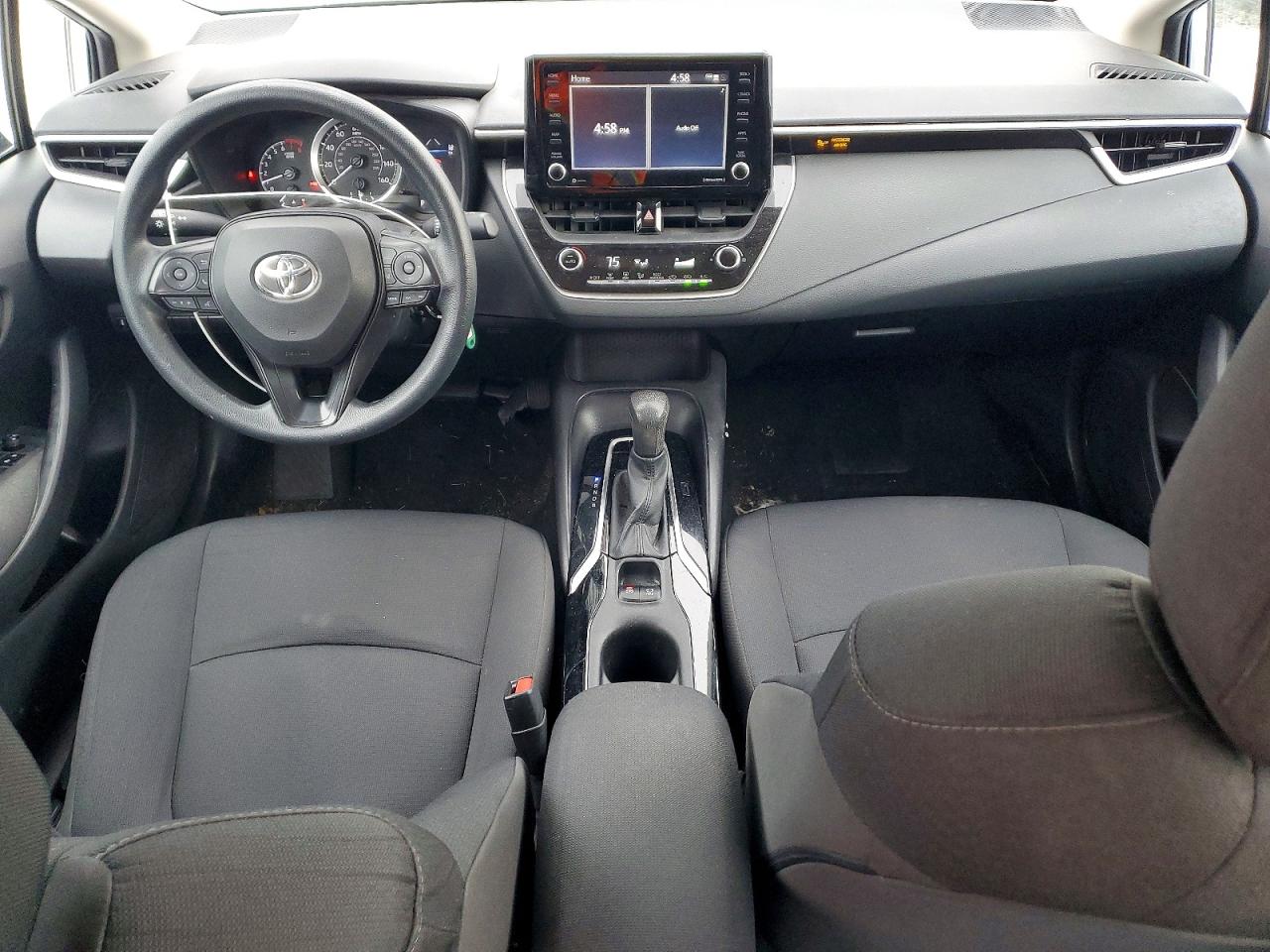 2022 TOYOTA COROLLA LE photo 8