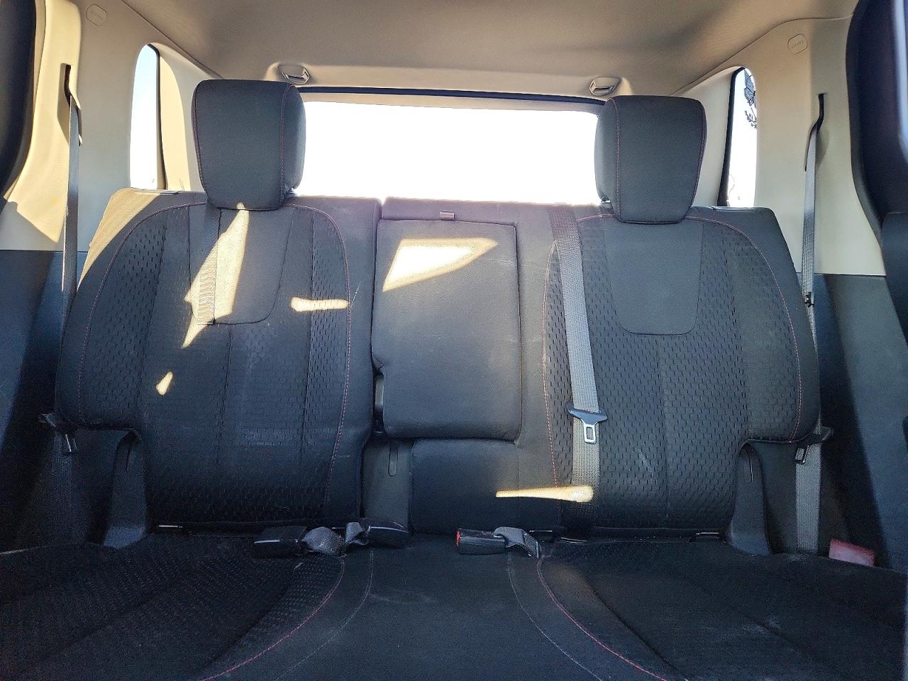 2015 GMC TERRAIN SLE photo 10