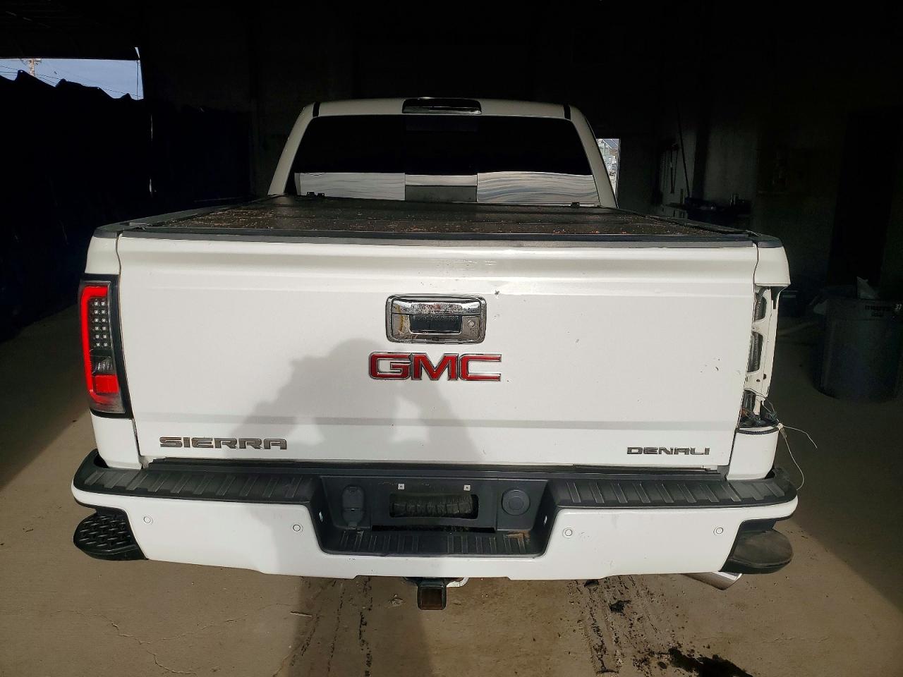 2014 GMC SIERRA K1500 DENALI photo 6