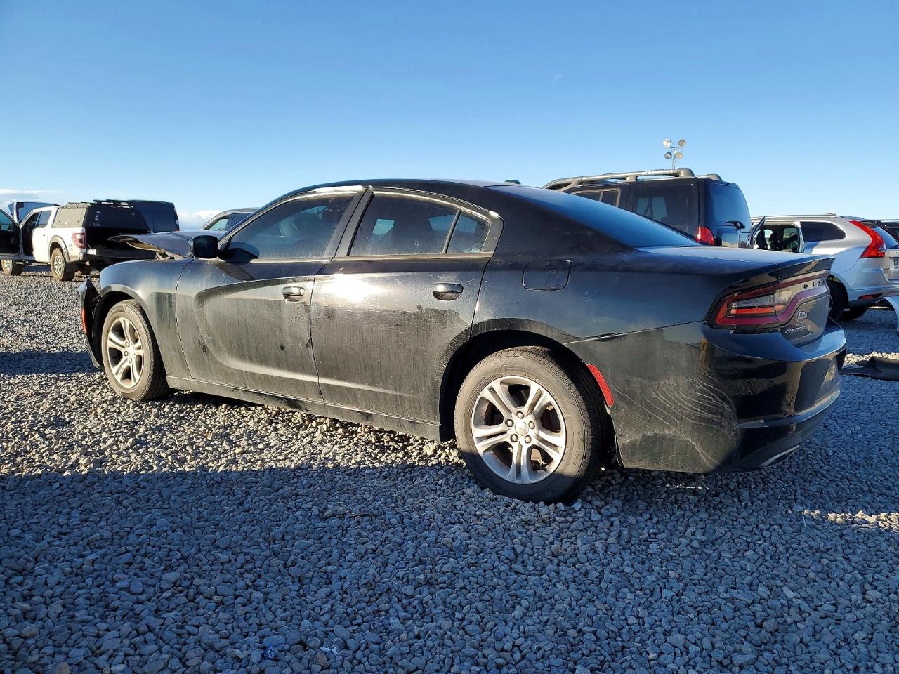 2015 DODGE CHARGER SE photo 2