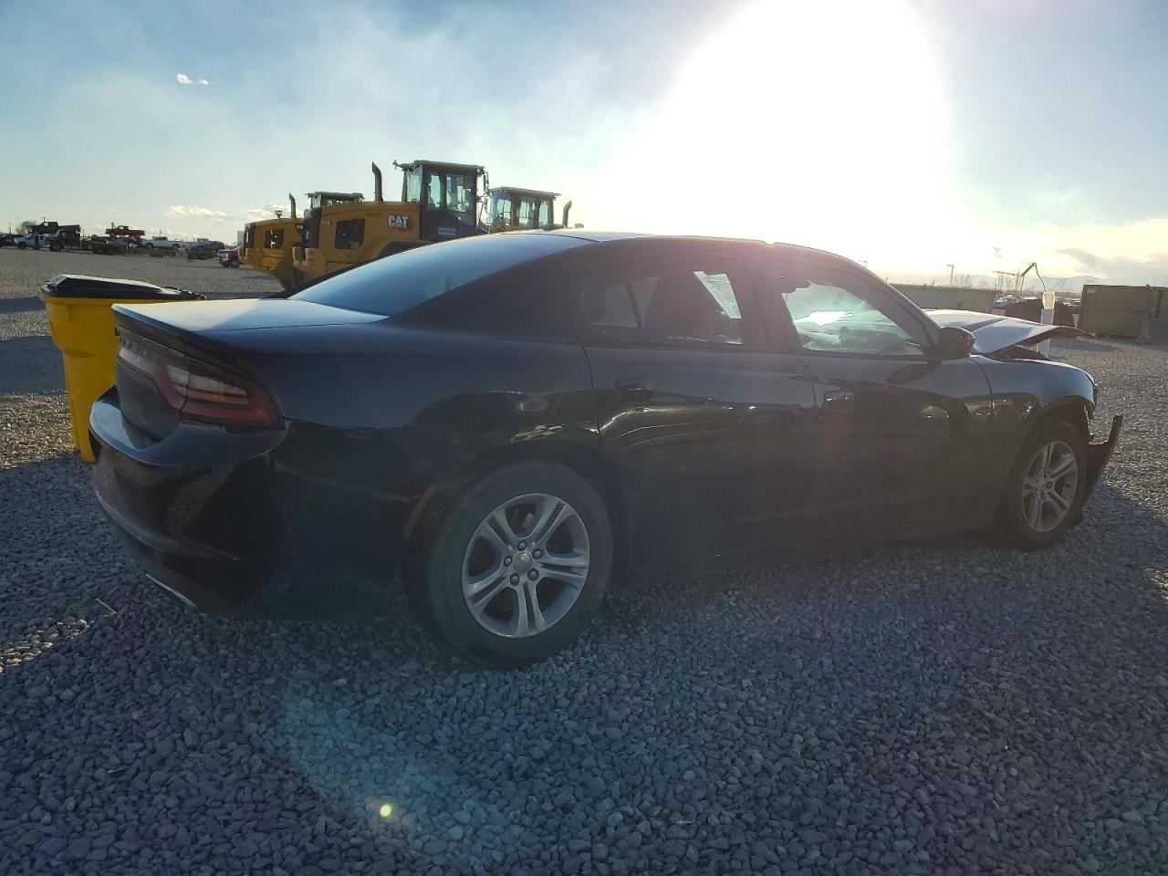 2015 DODGE CHARGER SE photo 3