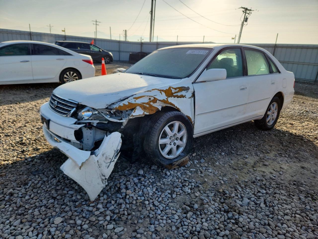 2003 TOYOTA AVALON