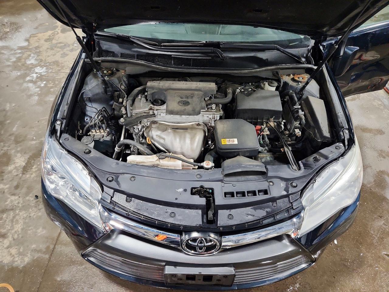 2017 TOYOTA CAMRY LE photo 11