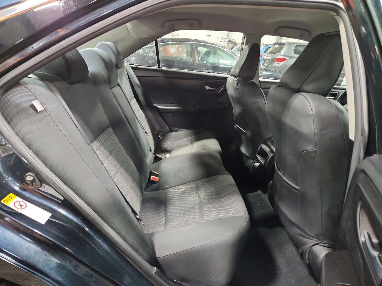 2017 TOYOTA CAMRY LE photo 10