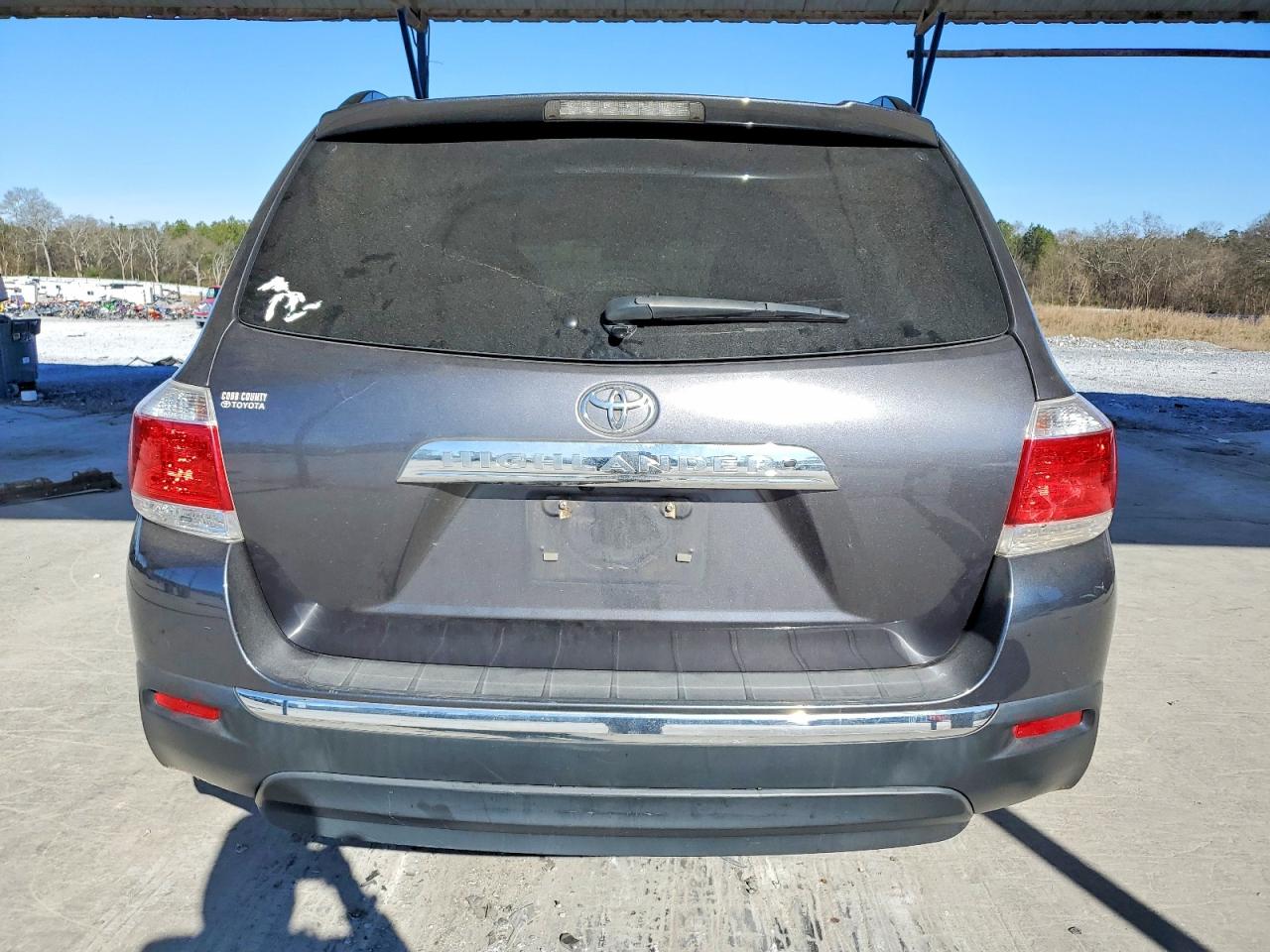 2013 TOYOTA HIGHLANDER BASE photo 6