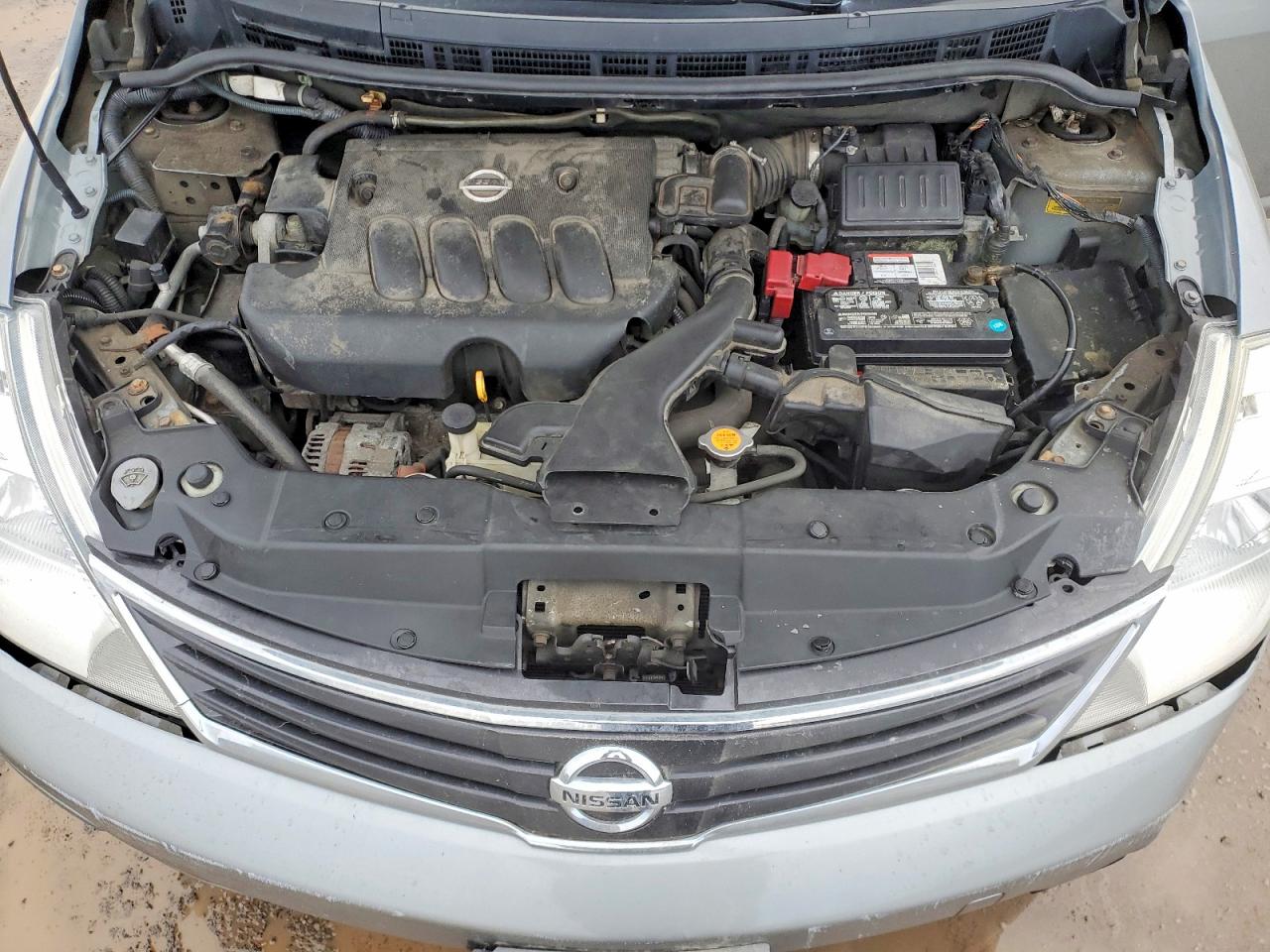 2011 NISSAN VERSA S photo 11