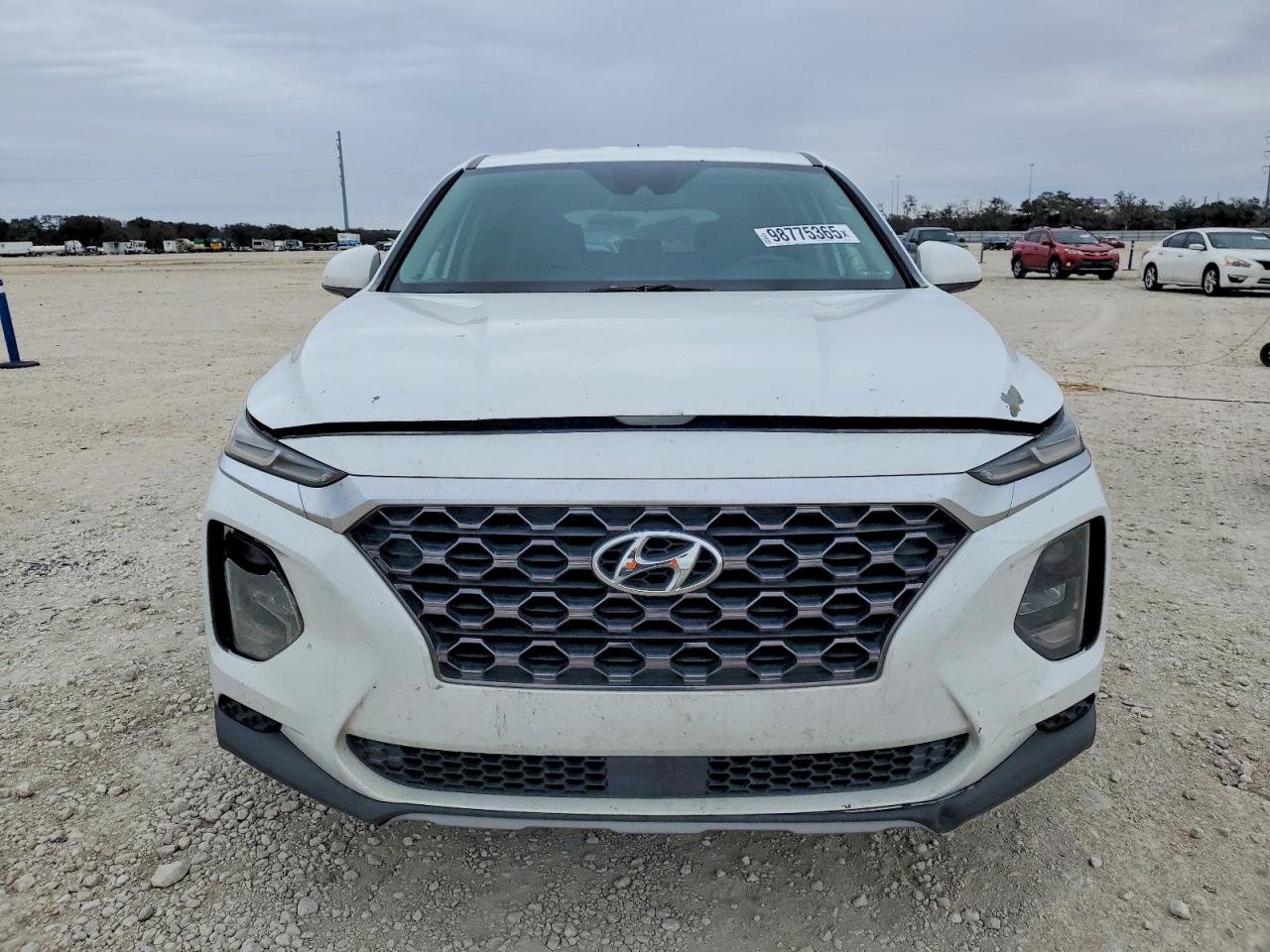 2019 HYUNDAI SANTA FE SE photo 5