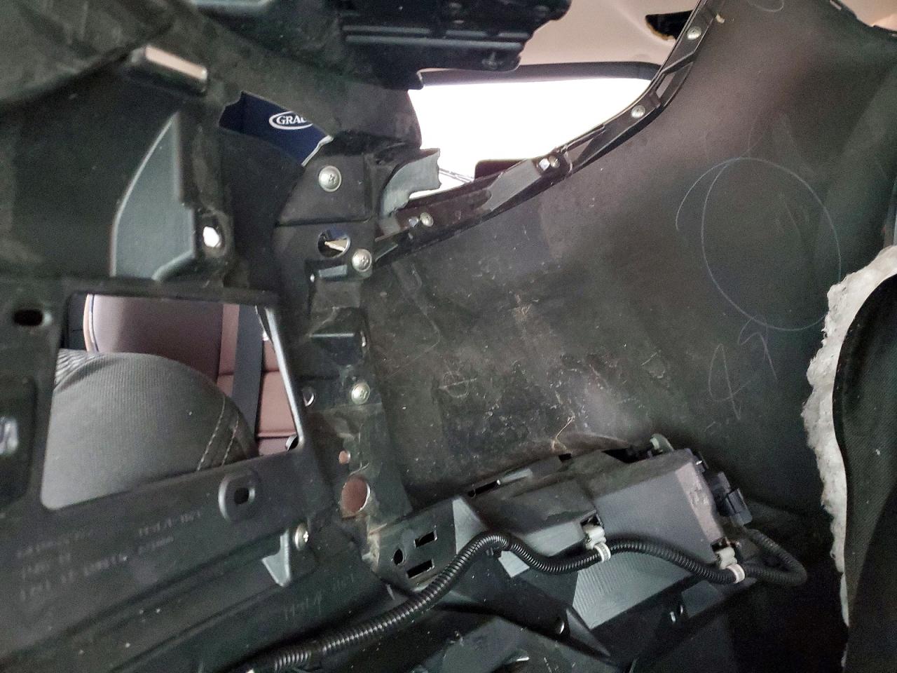 2018 MITSUBISHI OUTLANDER SE photo 19