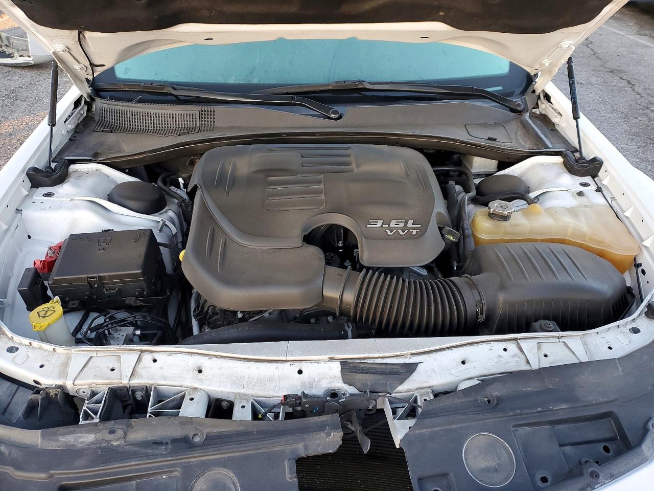 2019 CHRYSLER 300 LIMITED photo 11