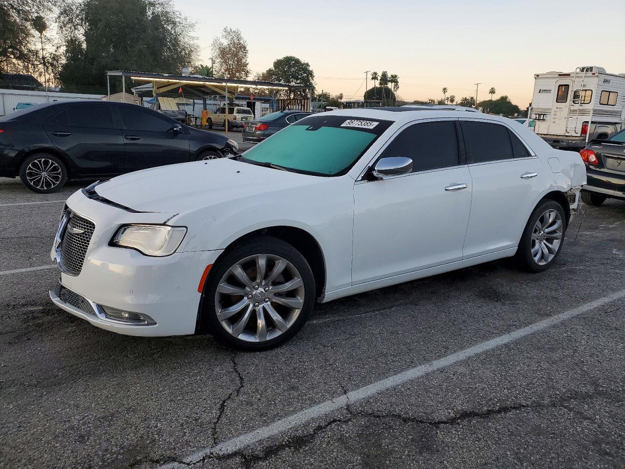 2019 CHRYSLER 300