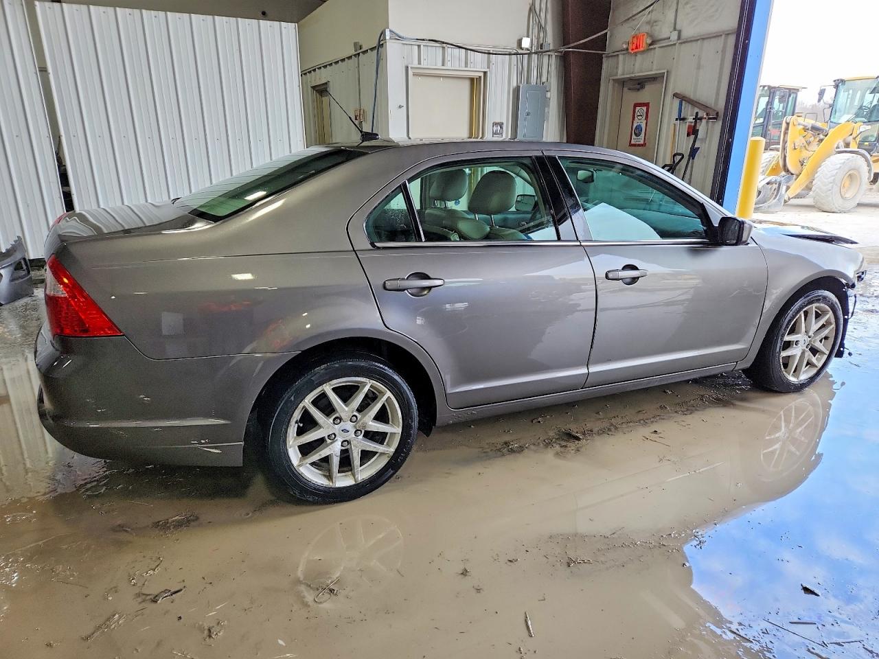 2011 FORD FUSION SEL photo 3