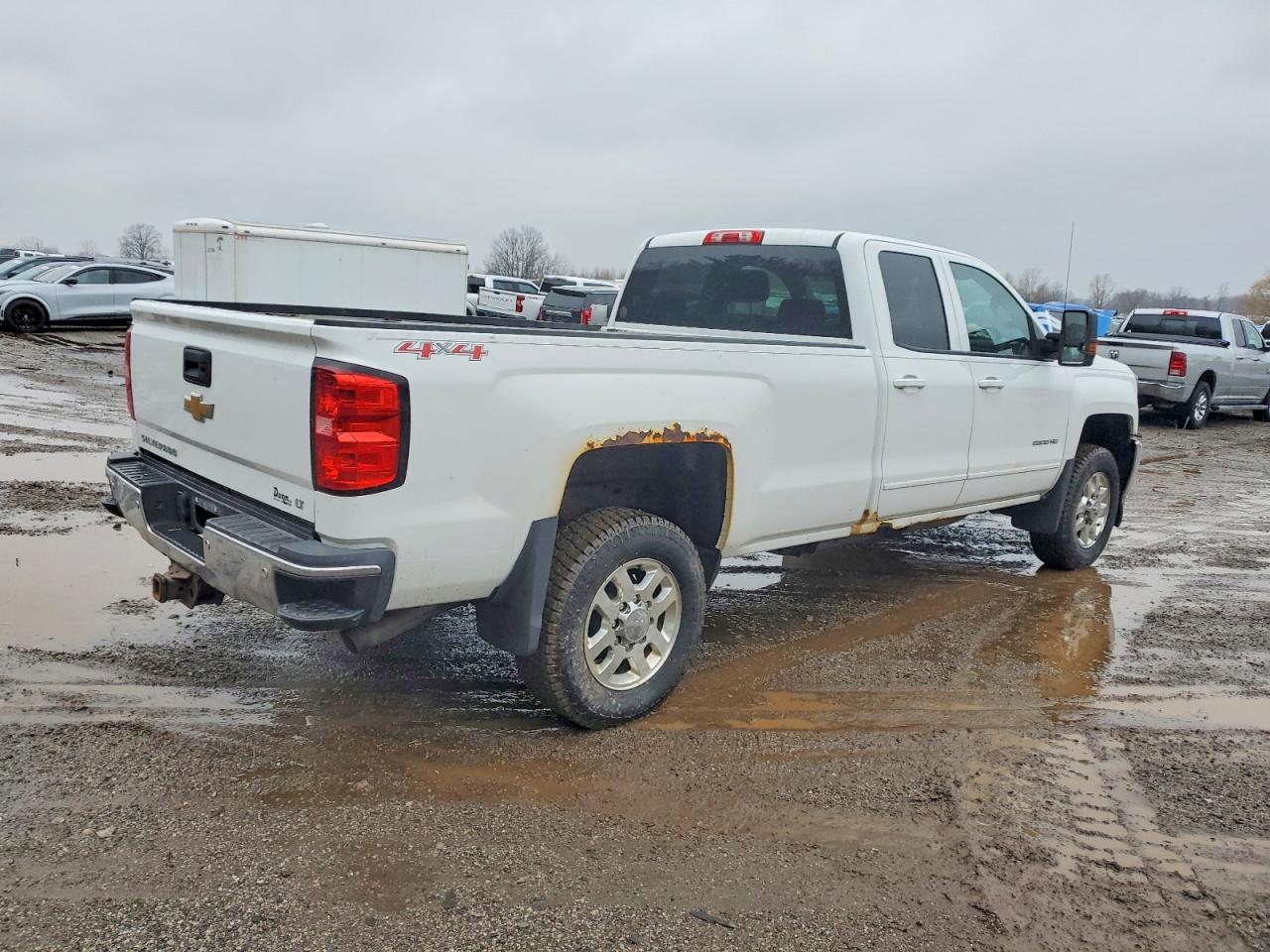 2015 CHEVROLET SILVERADO K2500 HEAVY DUTY LT photo 3