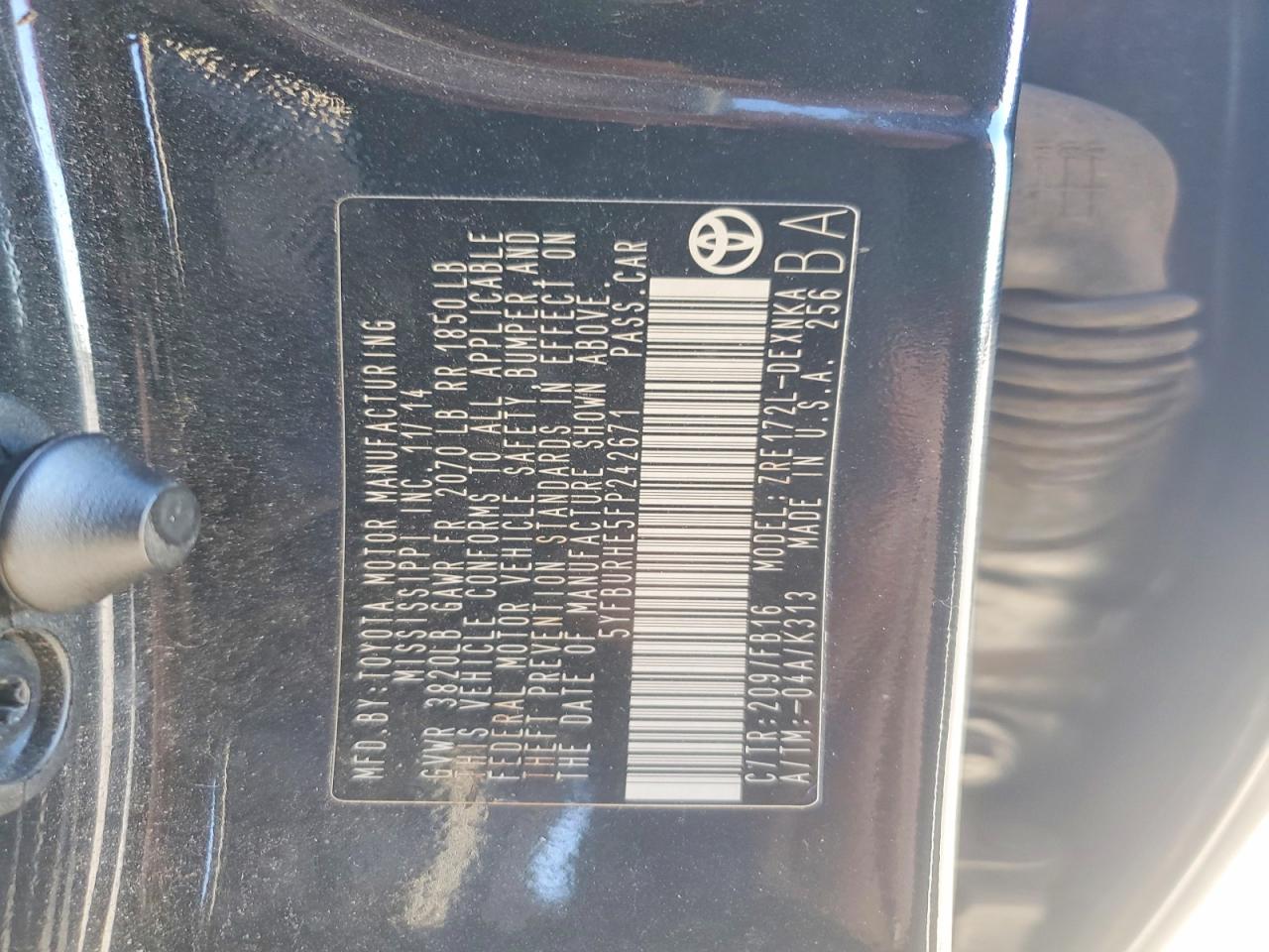 2015 TOYOTA COROLLA LE photo 12