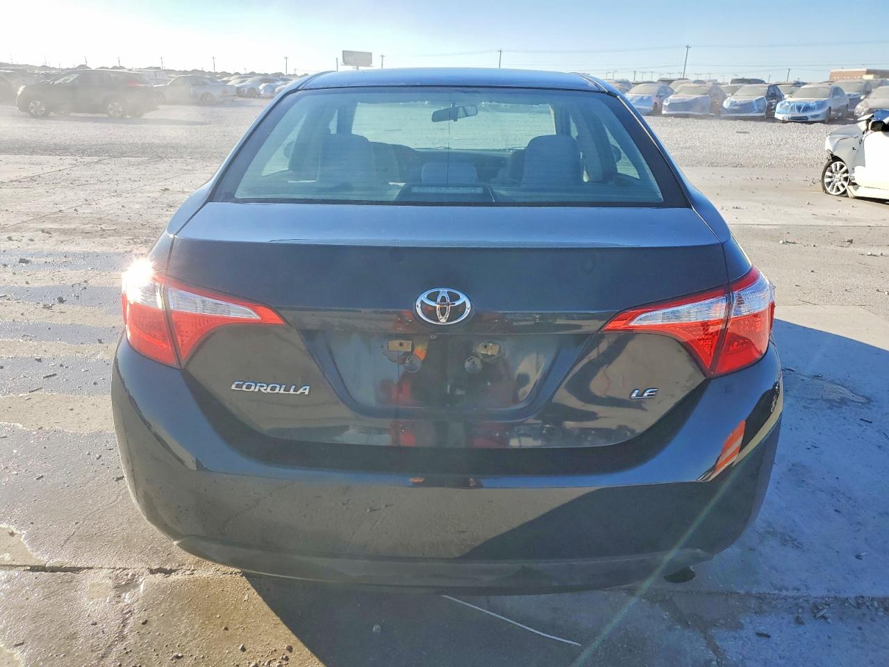 2015 TOYOTA COROLLA LE photo 6