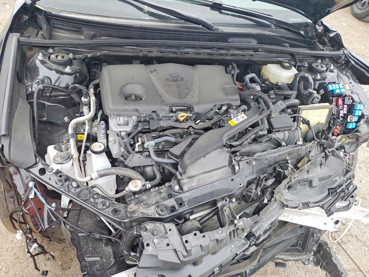 2025 TOYOTA CAMRY XSE photo 21