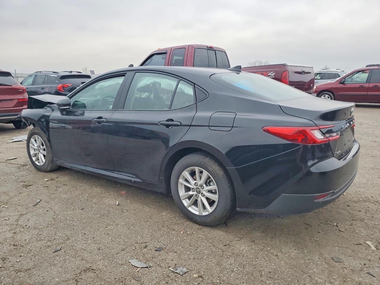 2025 TOYOTA CAMRY XSE photo 3