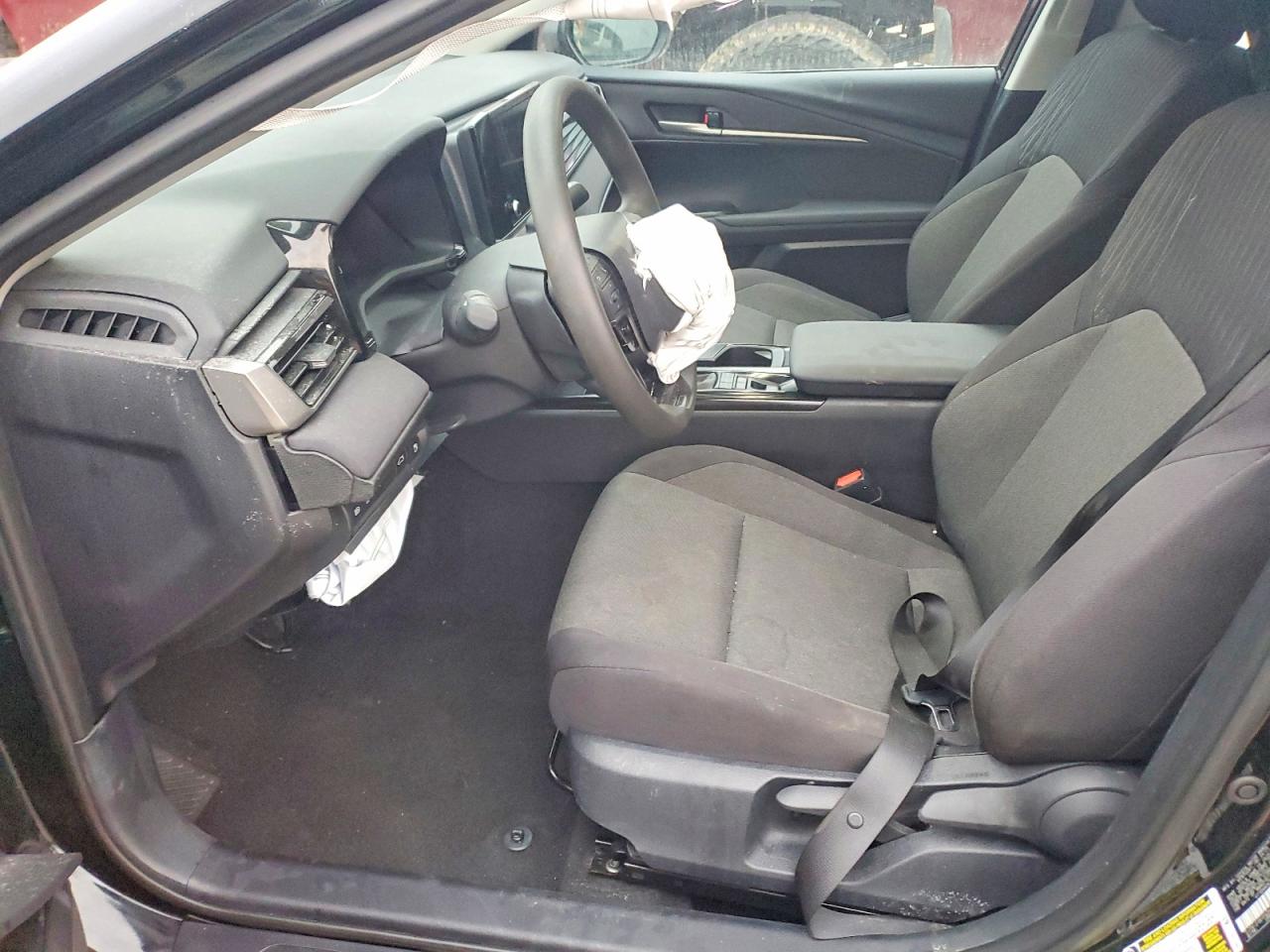 2025 TOYOTA CAMRY XSE photo 13