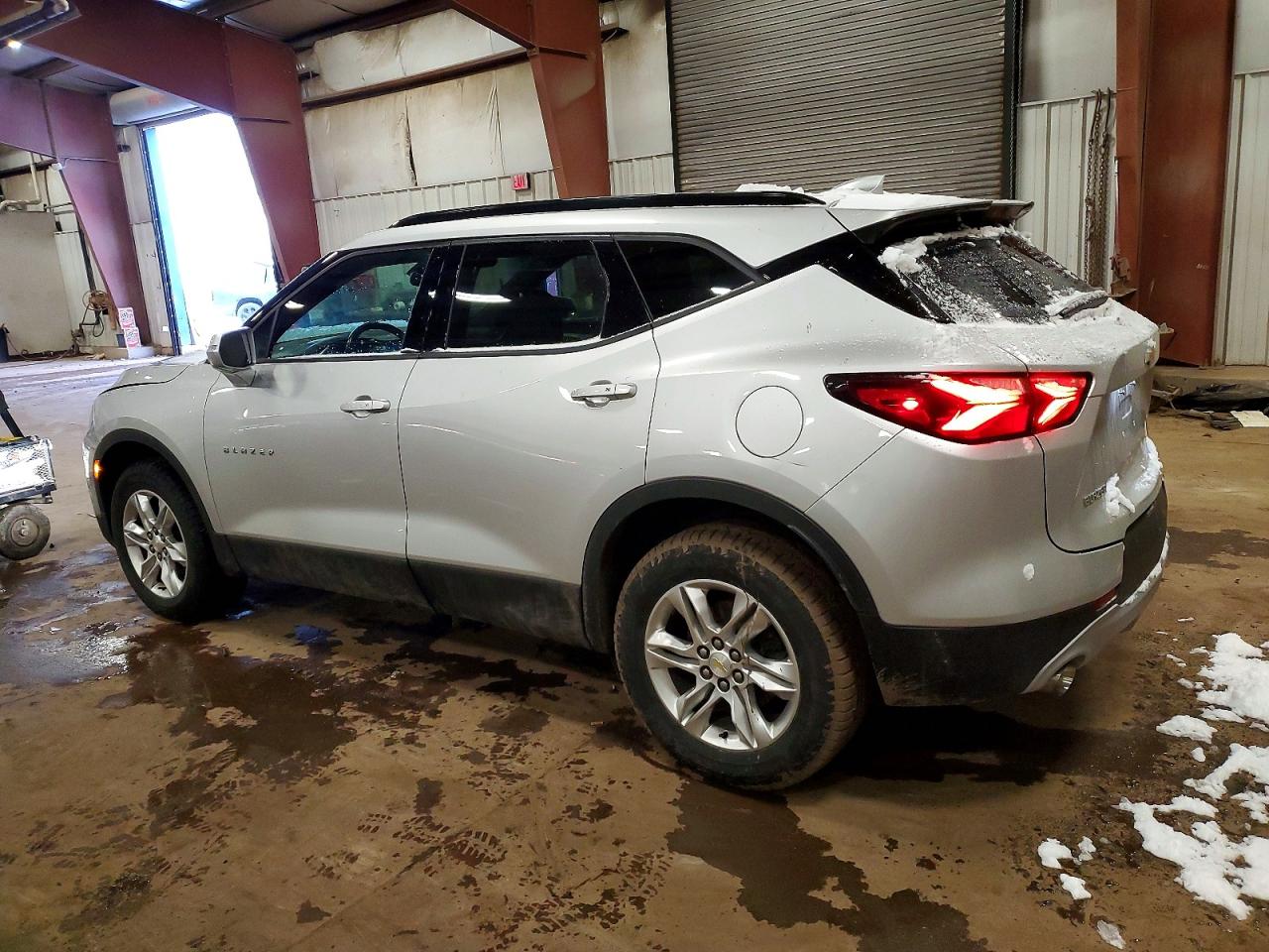 2020 CHEVROLET BLAZER 2LT photo 2