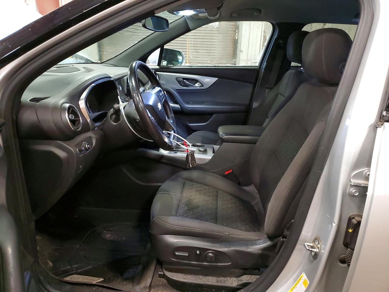 2020 CHEVROLET BLAZER 2LT photo 7